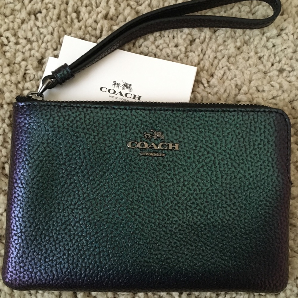 FLASH SALE HURRYCoach Wristlet NEW-LAST ITEM